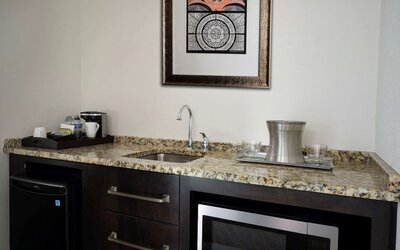 Day use room at The Inn At Penn, A Hilton Hotel.