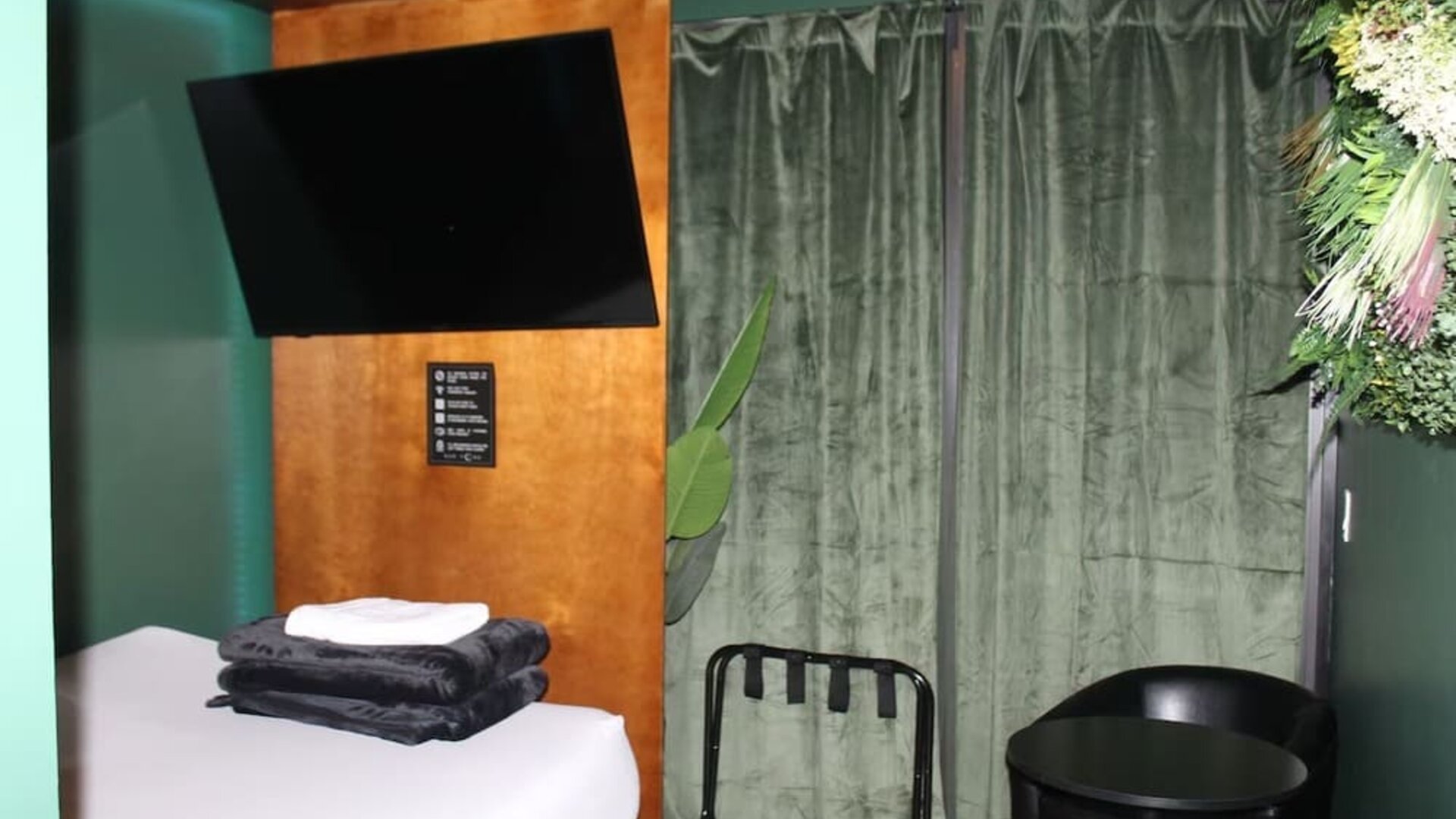 Day use room at Nap York Central Park.