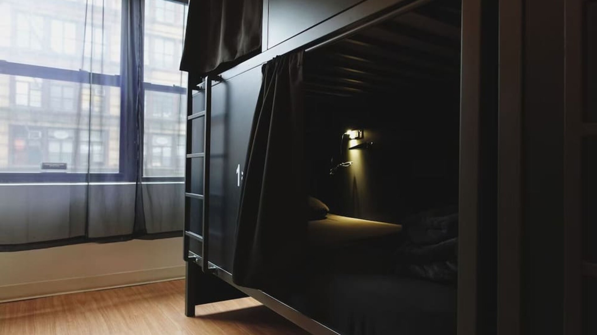 Dorm beds at Nap York Central Park.