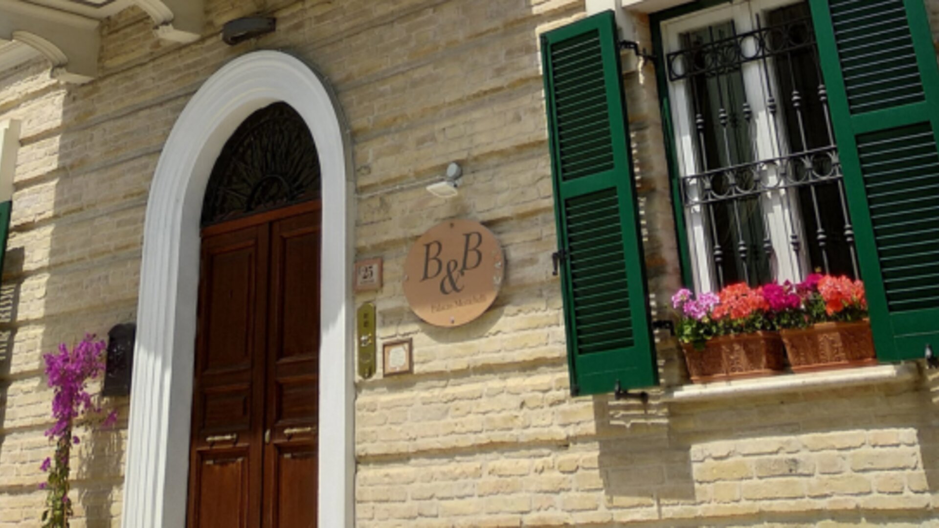 B&B Palazzo Mestichelli Boutique Palace