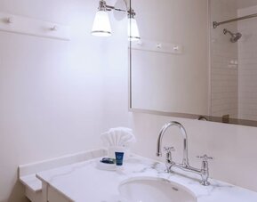 Day use room at Four Points By Sheraton San Diego.