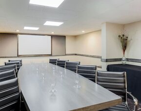 Meeting room at Four Points By Sheraton San Diego.