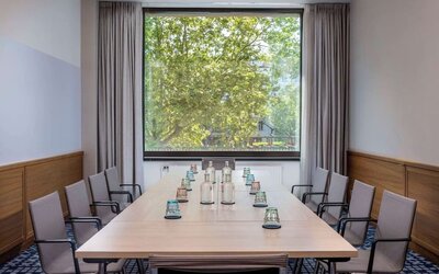 Meeting room at DoubleTree By Hilton Berlin Ku'damm.
