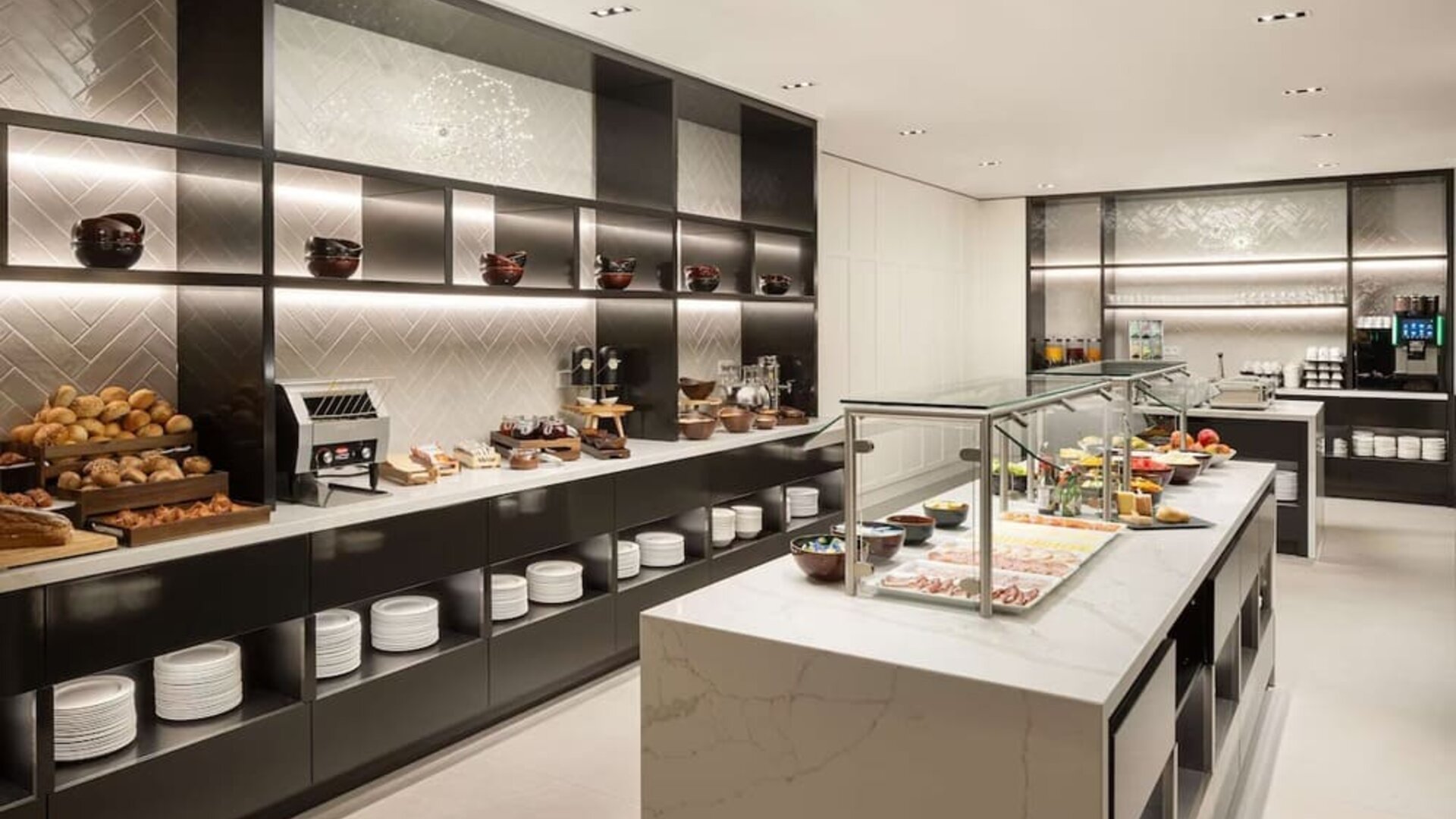 Breakfast available at Hilton Heidelberg.