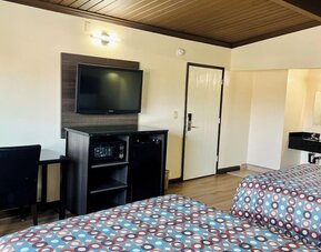 Day use room at Del Aire Inn.