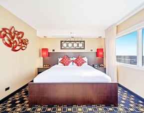 Day use room at Hilton Chicago/Oak Brook Suites.