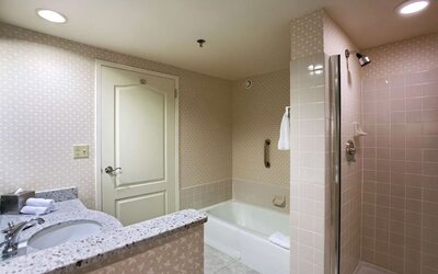 Day use room at Hilton Chicago/Oak Brook Suites.