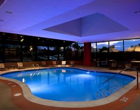 Indoor pool at Hilton Chicago/Oak Brook Suites.