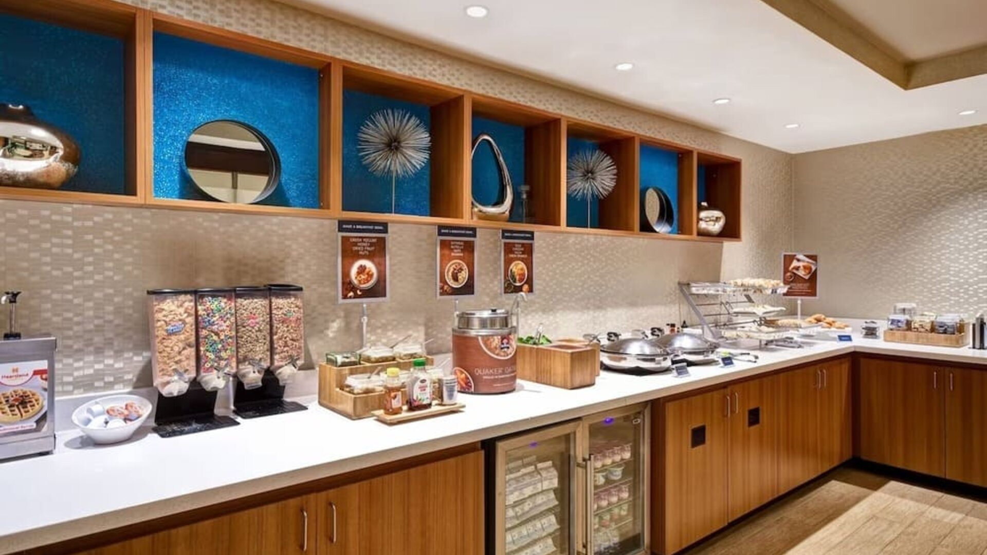 Breakfast available at SpringHill Suites Baltimore BWI Airport.