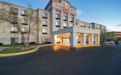 Hotel exterior at SpringHill Suites Baltimore BWI Airport.