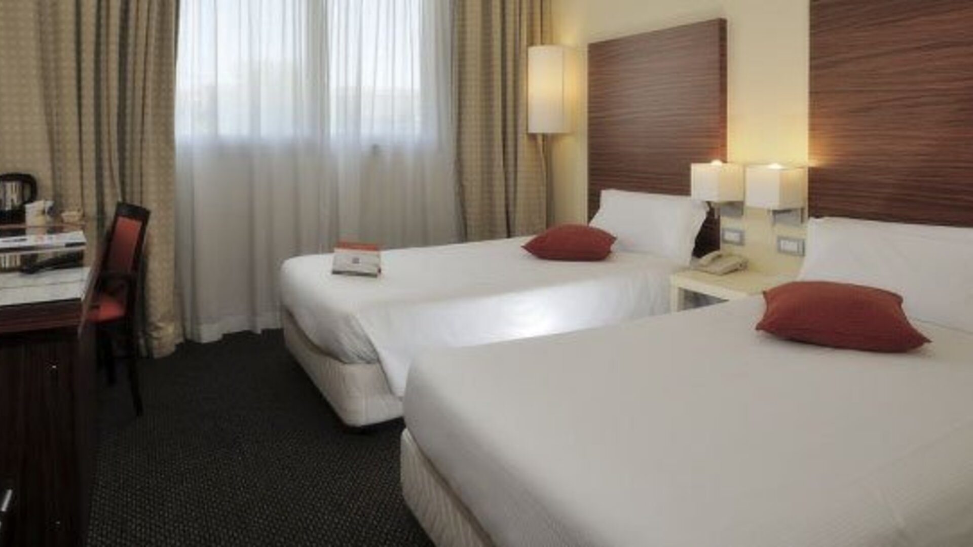 La Meridiana Urban Hotel