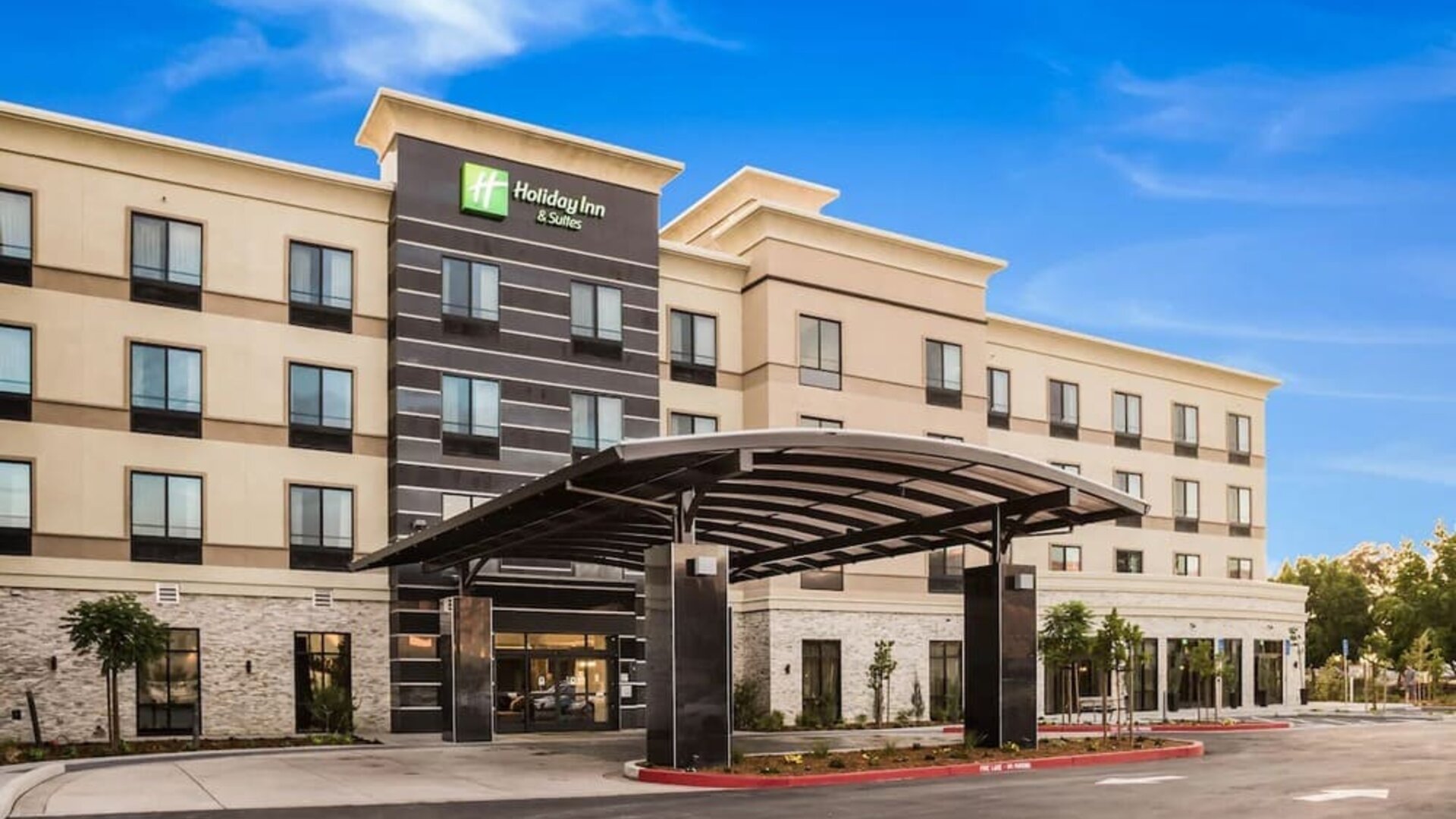 Hotel exterior at Holiday Inn Hotel & Suites Silicon Valley - Milpitas.
