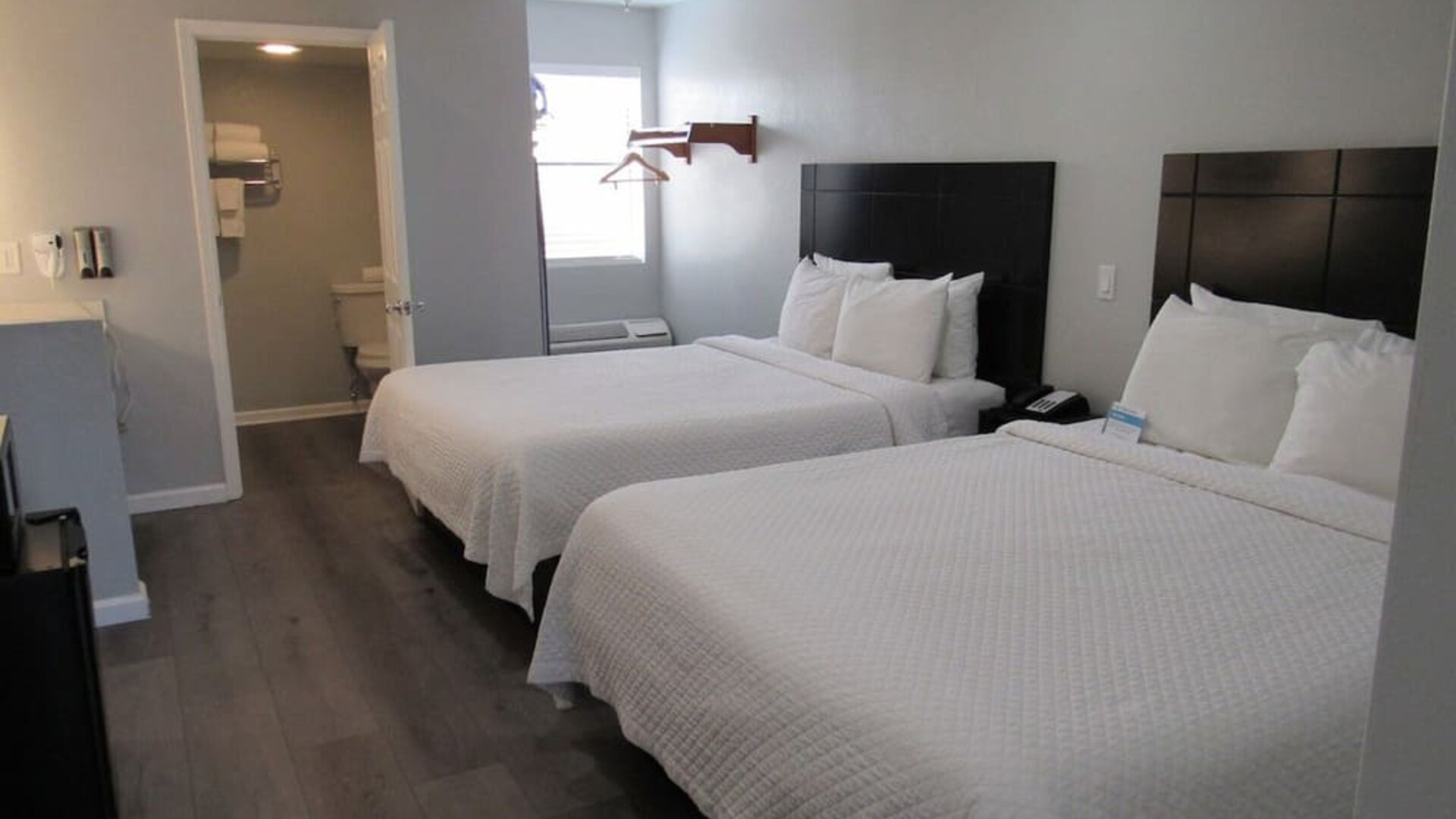 Day use room at Capri Suites Anaheim.