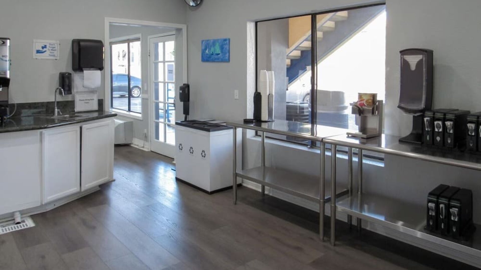 Kitchen available at Capri Suites Anaheim.