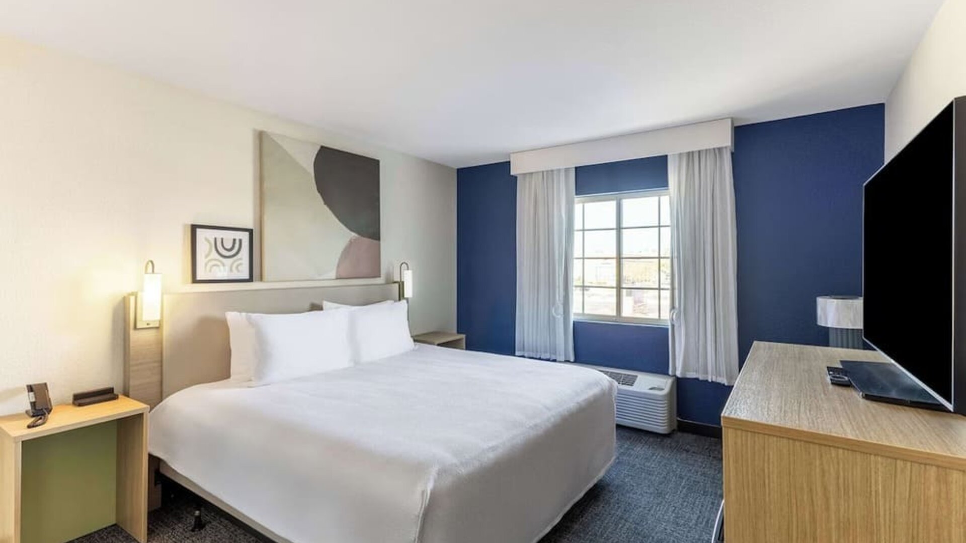 Day use room at Spark By Hilton Glendale Phoenix North.