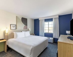 Day use room at Spark By Hilton Glendale Phoenix North.