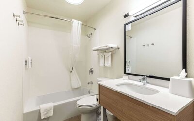 Day use room at Spark By Hilton Glendale Phoenix North.