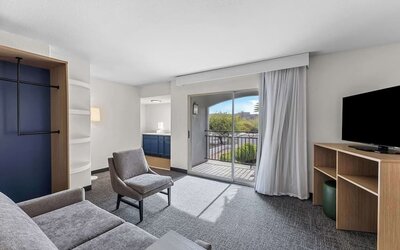 Day use room at Spark By Hilton Glendale Phoenix North.