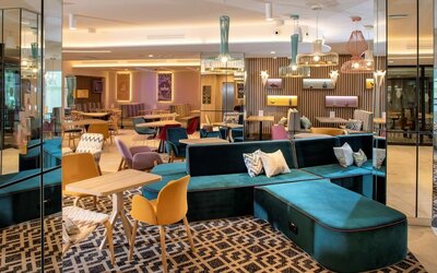 Lounge and coworking space at Hampton By Hilton Bialystok.