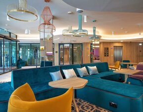 Lounge and coworking space at Hampton By Hilton Bialystok.