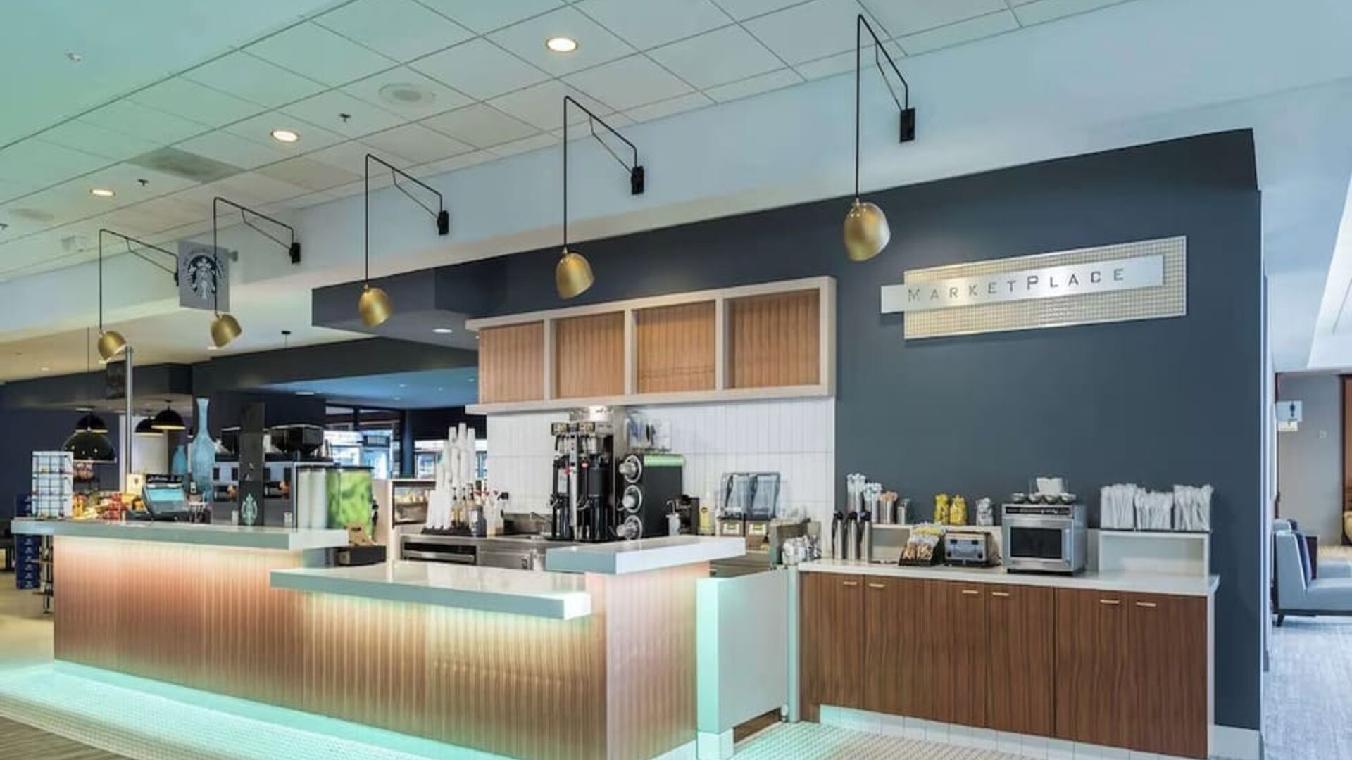 One of the 4 restaurants perfect for coworking at Hilton Atlanta.