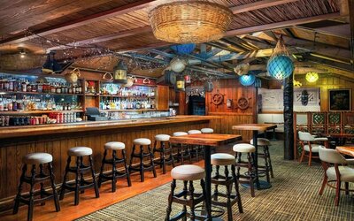 Hotel bar at Hilton Atlanta.