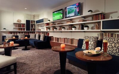 Coworking space at Atlanta Marriott Northwest At Galleria.