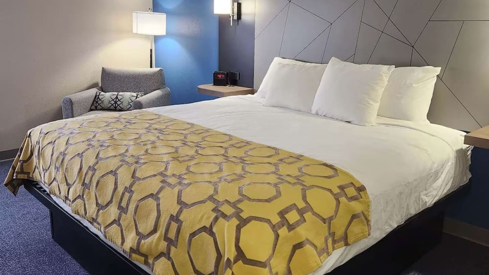 Day use room at Baymont By Wyndham Davenport.