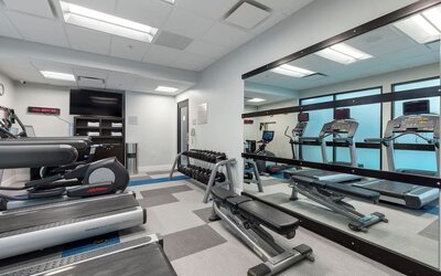 Fitness center at Best Western Plus Elgin - Chicago.