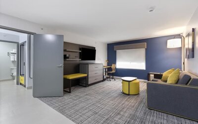 Day use room at Best Western Plus Elgin - Chicago.