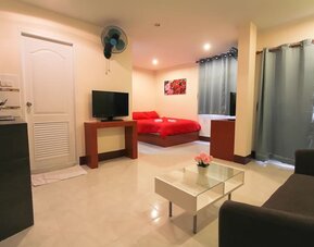 Day use room at Walking Street Guest House.