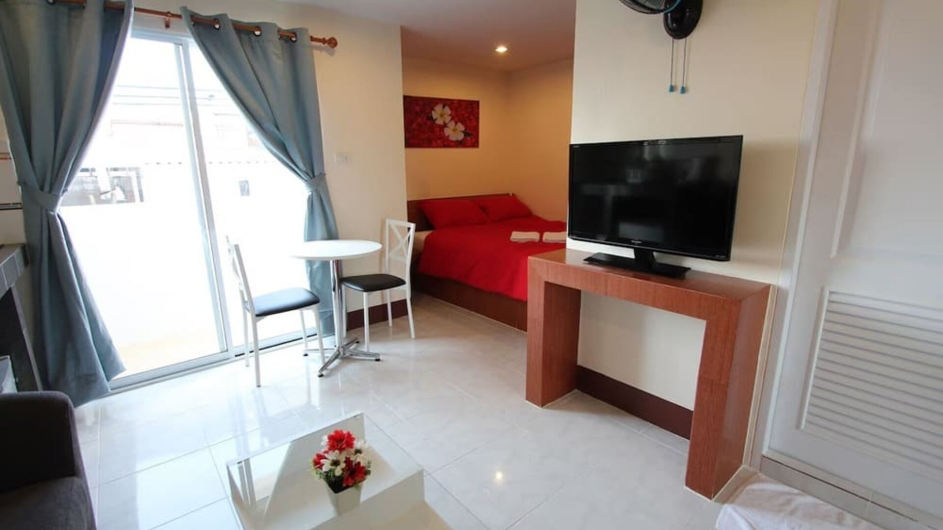 Day use room at Walking Street Guest House.