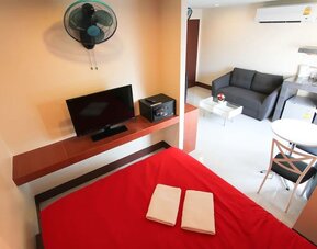 Day use room at Walking Street Guest House.