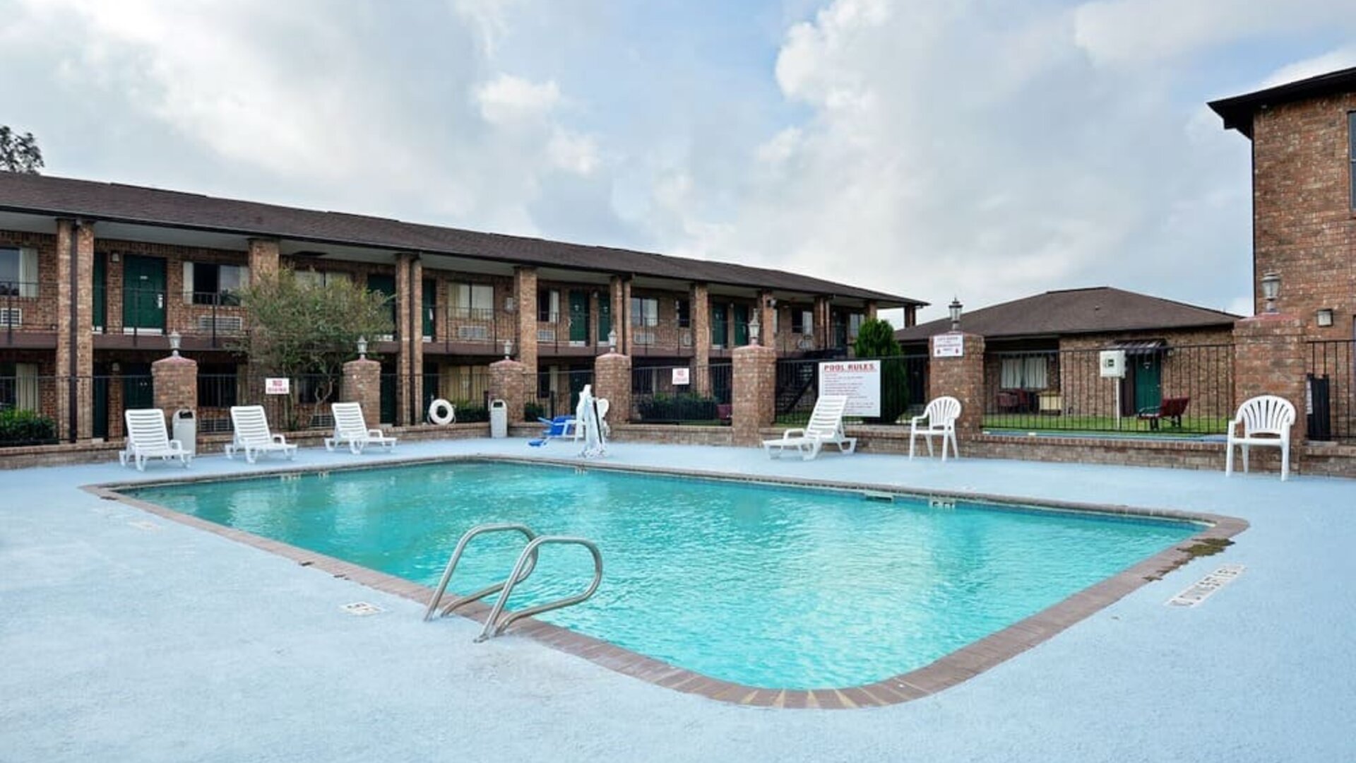 Outdoor pool at Super 8 By Wyndham Universal City.