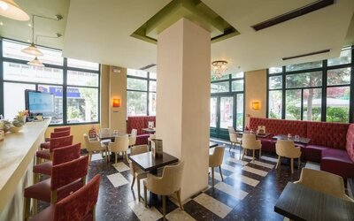 Hotel restaurant at Delphi Art Hotel.