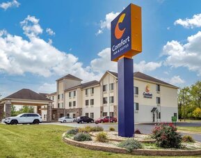 Hotel exterior at Comfort Inn & Suites North Aurora - Naperville.