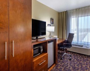 Day use room at Comfort Inn & Suites North Aurora - Naperville.