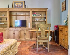 Dining room at Beverly Hills Spanish.