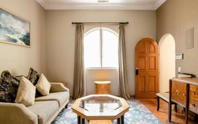 TV lounge area at Beverly Hills Spanish.