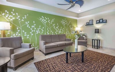 Lobby seating at Sleep Inn & Suites Port Charlotte - Punta Gorda.
