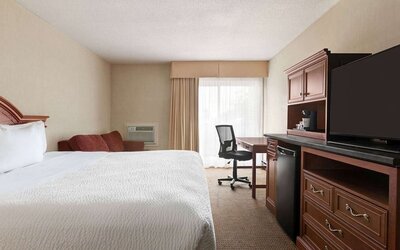 Day use room at Days Inn By Wyndham London.