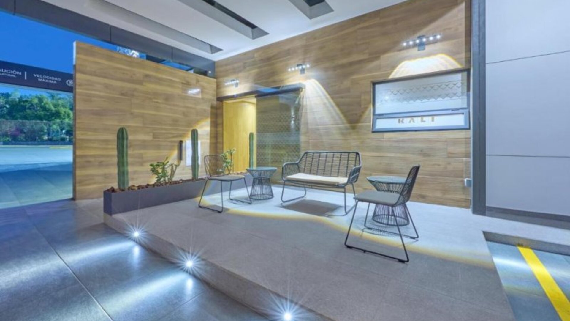 KALI La Raza Mexico City