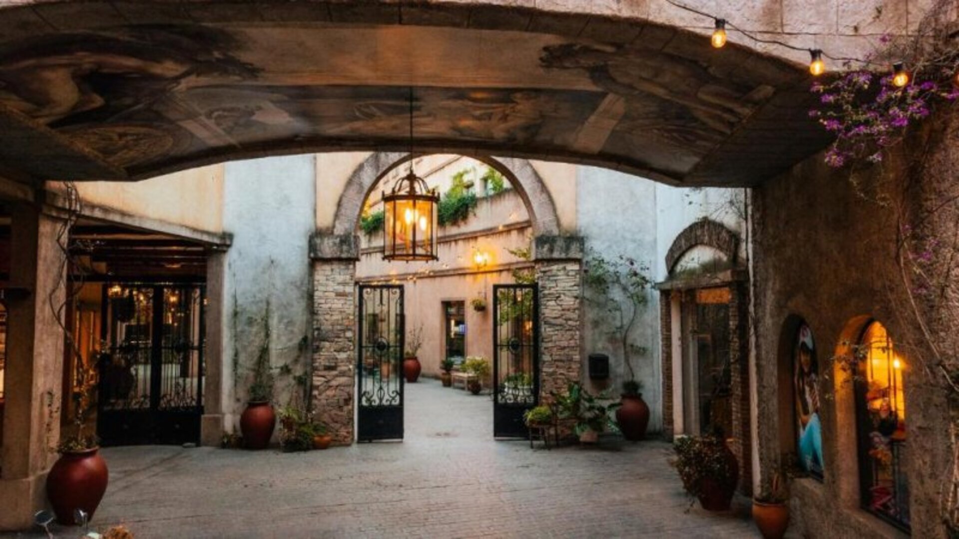 Hotel Plaza Central Canning