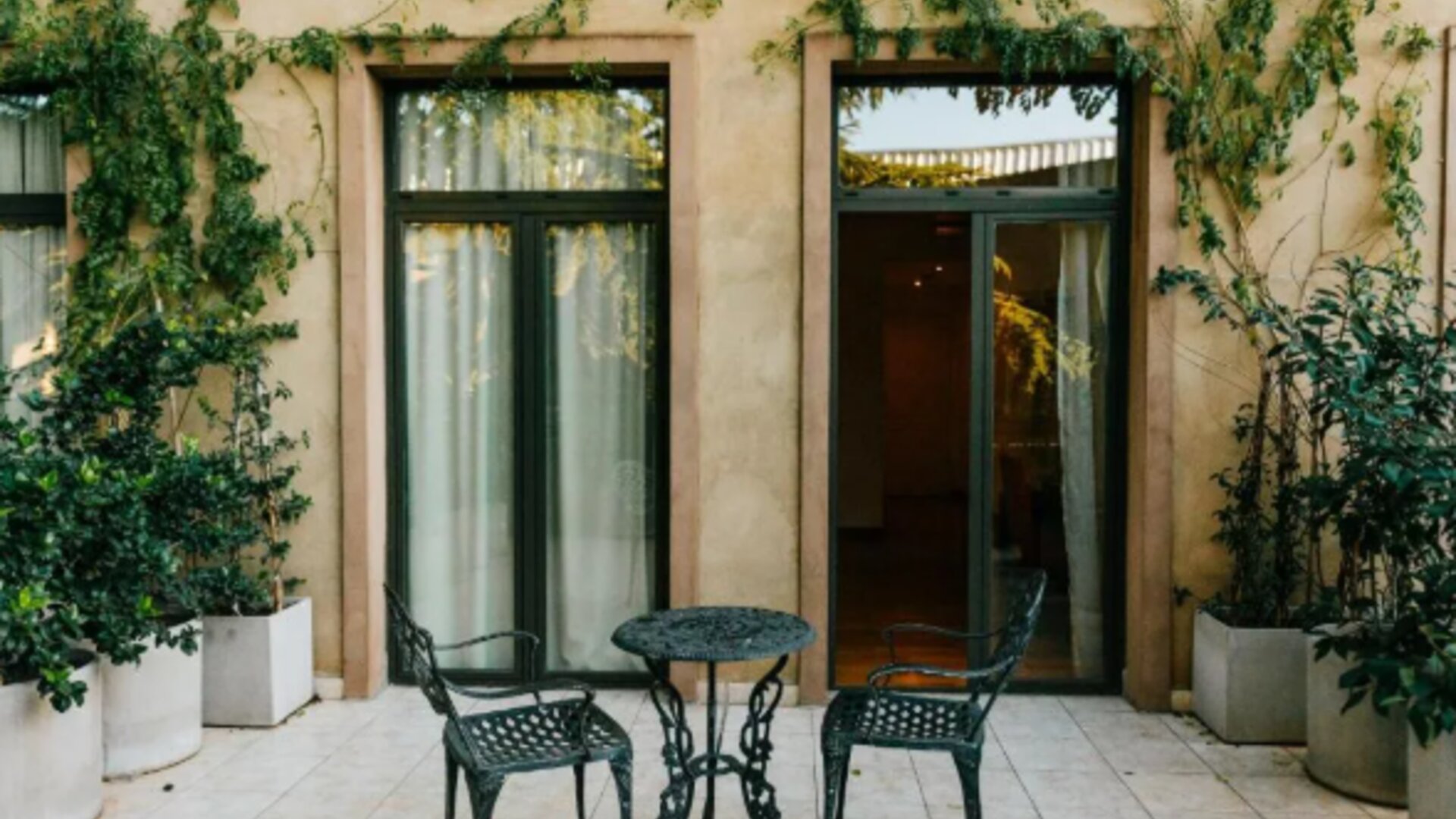 Hotel Plaza Central Canning