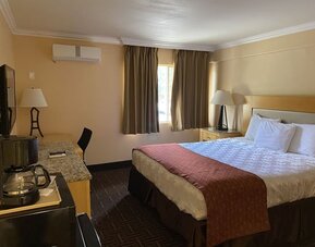 Day use room at Lemon Tree Hotel & Suites Anaheim.
