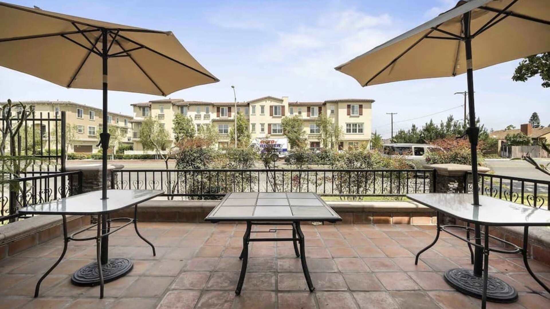 Outdoor terrace at Lemon Tree Hotel & Suites Anaheim.