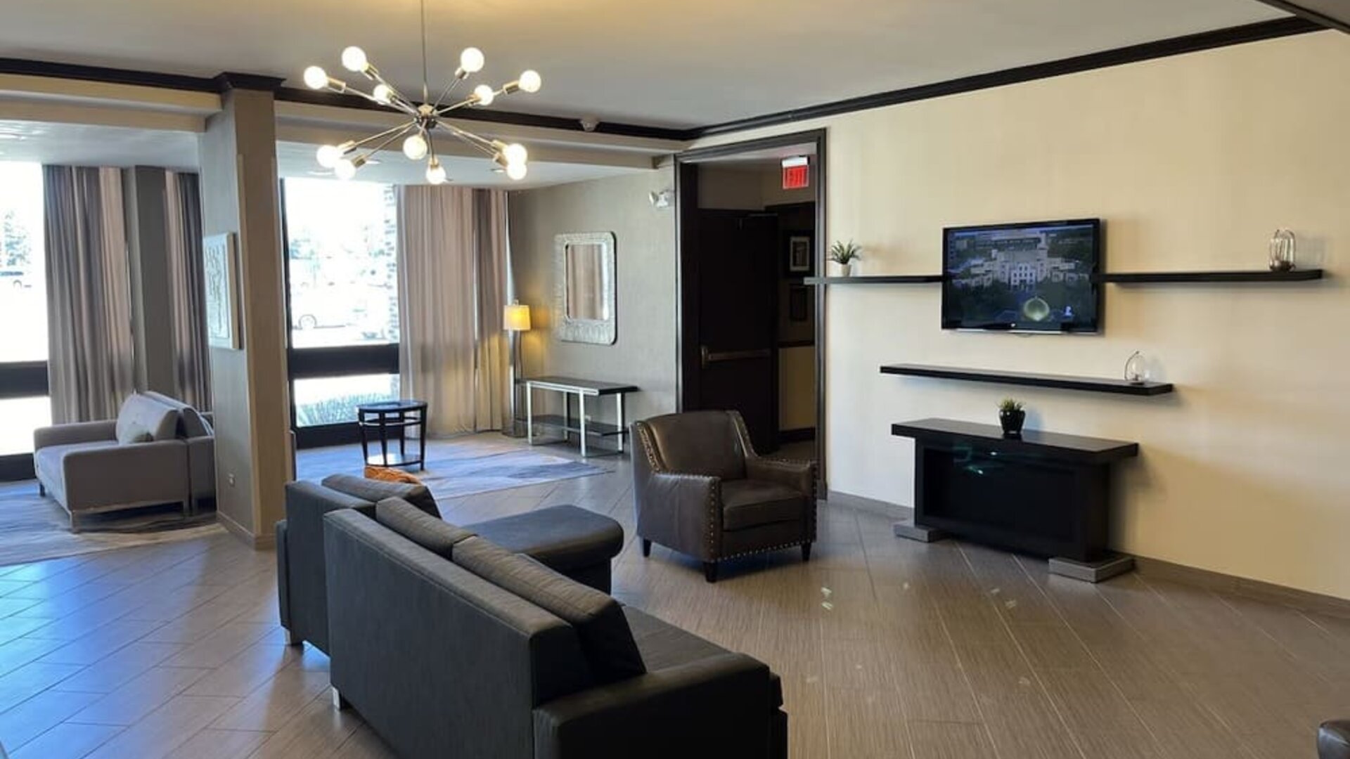 Lounge at Wyndham Garden Schaumburg Chicago Northwest.