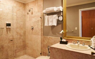 Waymore Hotel Spa & Casino