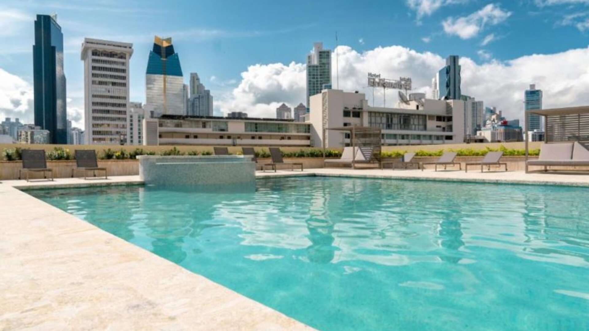 Waymore Hotel Spa & Casino