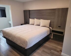 Day use room at Five Star Inn West Covina.